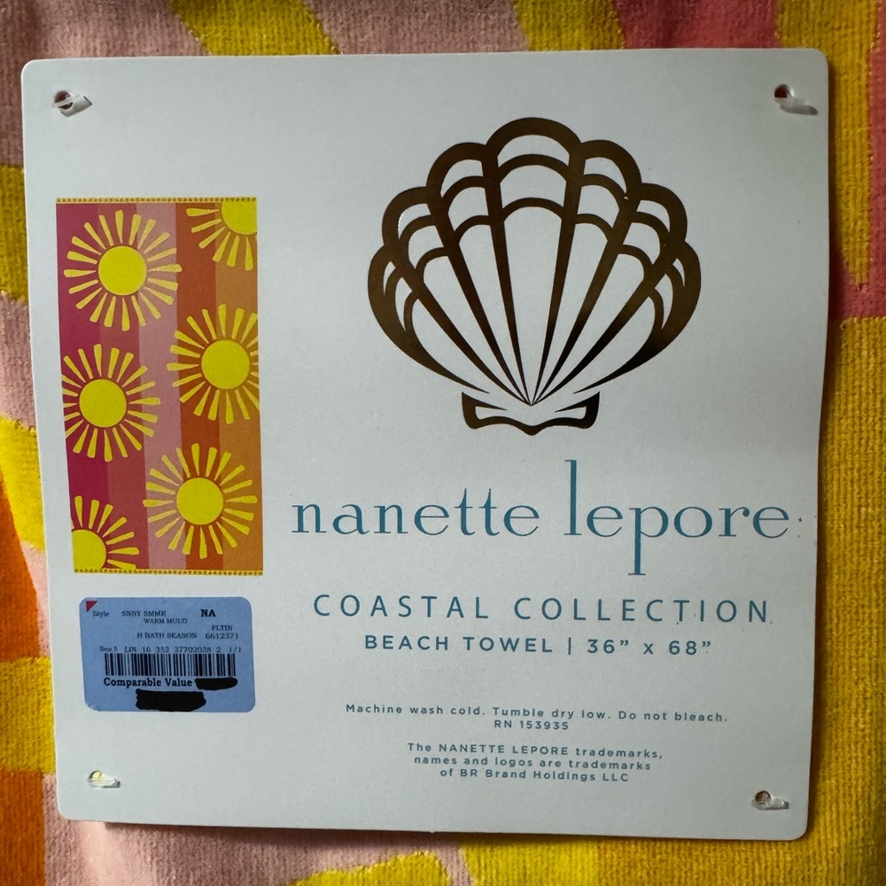 Nanette Lapore Coastal Collection Beach Towel NWT 36x68 Bright yellow Sun plush